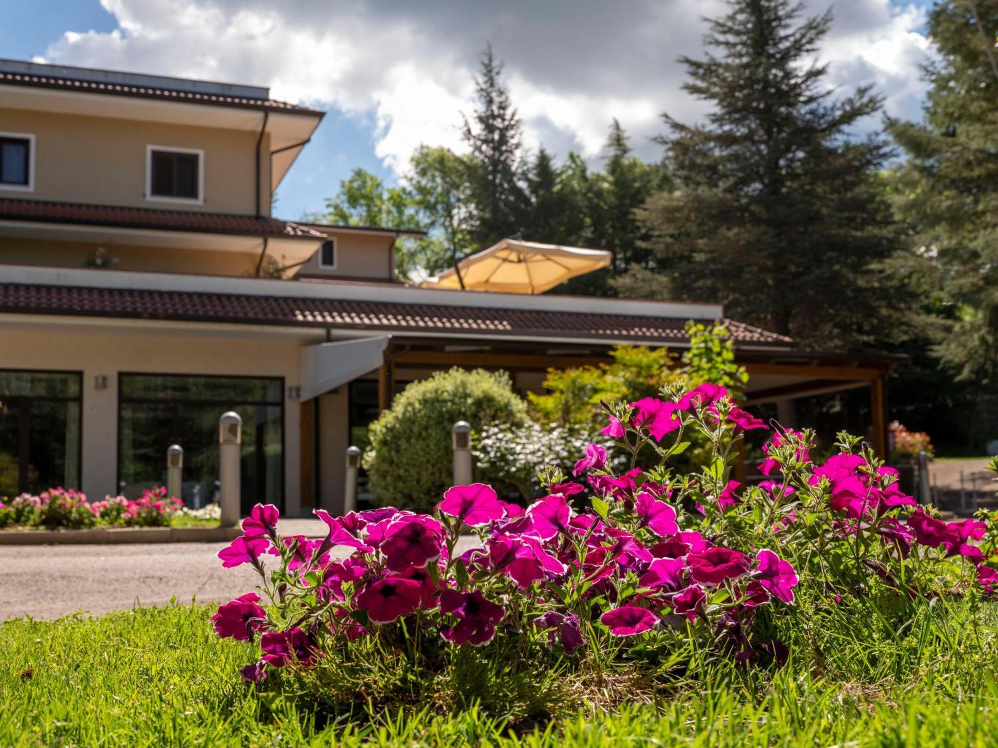 Il Castagneto Hotel Melfi Exterior photo